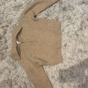 Abercrombie and Fitch cropped cable knit sweater